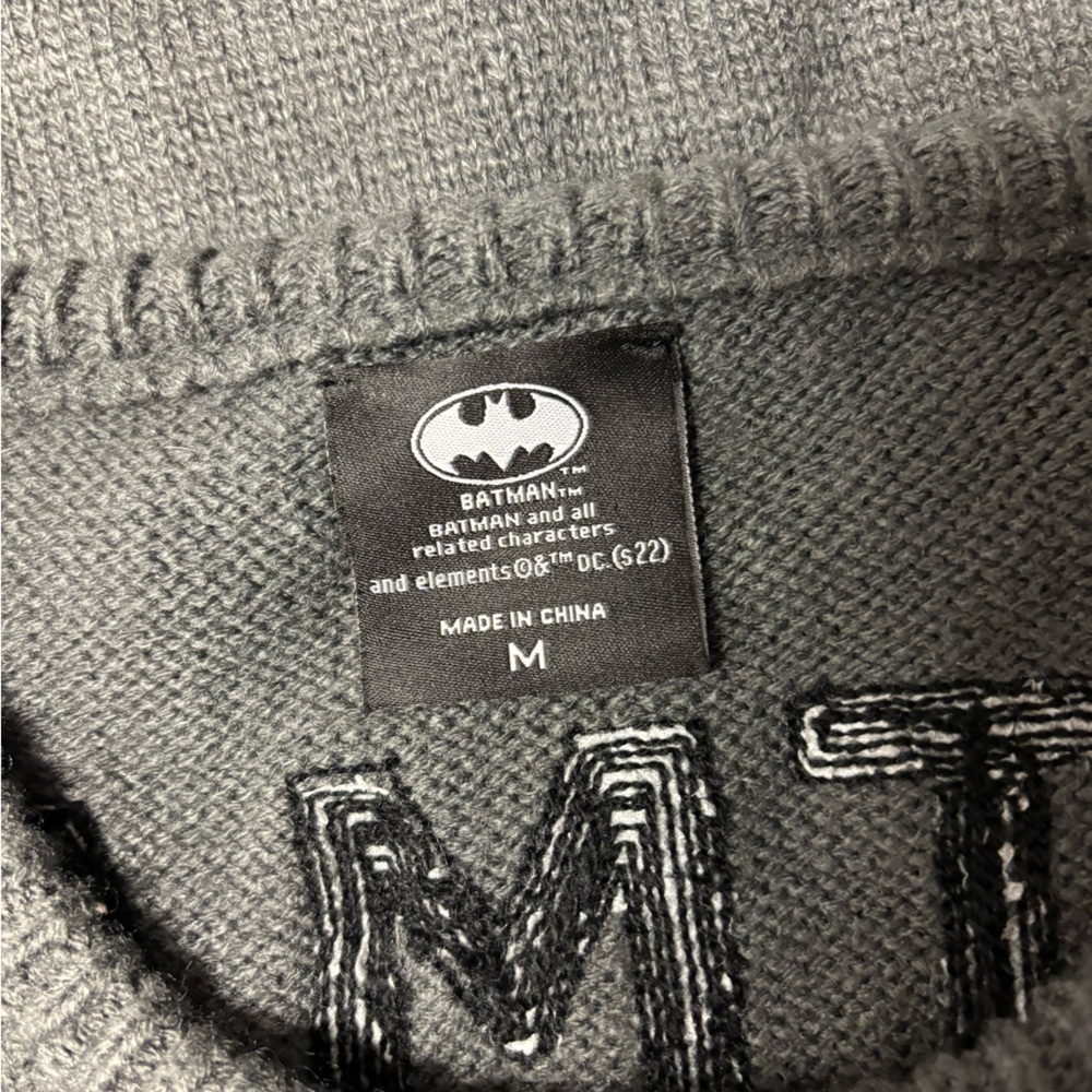 Heroes & Villains | VGUC Men’s Batman Gotham City Varsity Sweater DC Comics, M - Picture 8 of 10